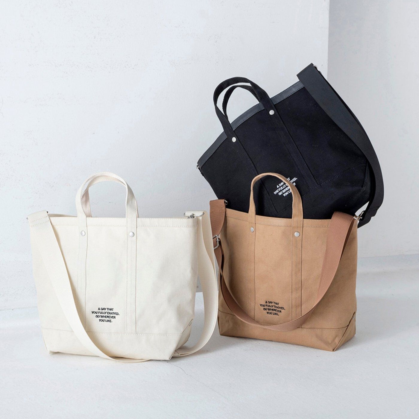 FELISSIMO PARTNERS | 内ポケットがサコッシュにタイディトートバッグ