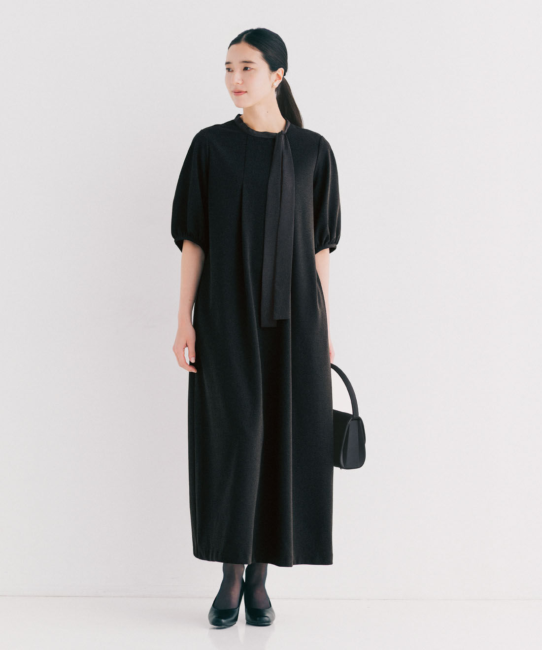 Live in  comfort | カットソージョーゼットのボウタイブラックフォーマルワンピース
